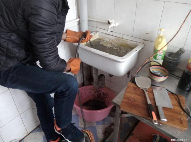 烟台管道疏通、下水道疏通、化粪池清理、厨房卫生间地漏(图1)