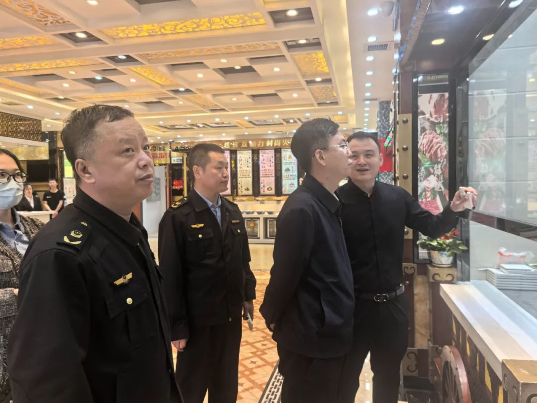 黑龙江省七台河市市场监管局开展“五一”市场安全守护行动 强监管重服务保安全护民生(图2)