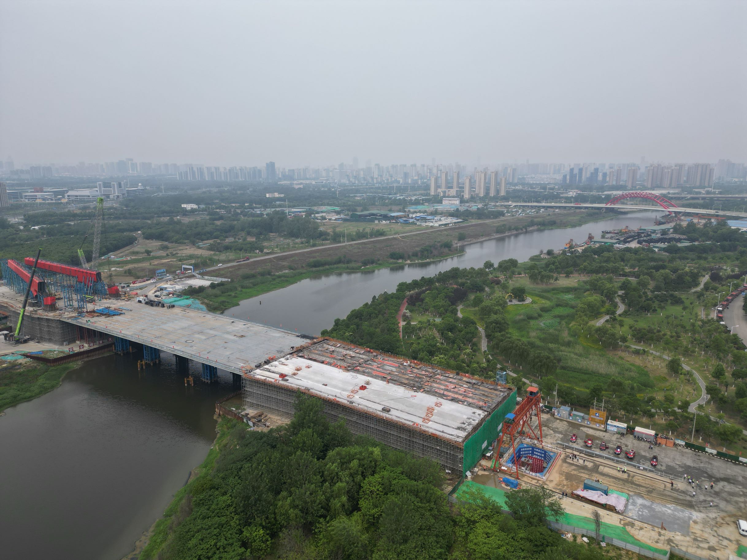 全长370米！合肥市龙岗路跨南淝河顶管段精准贯通(图2)
