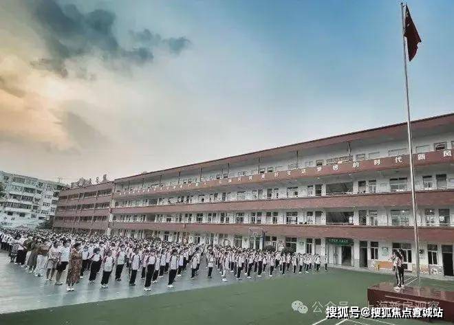 金色贝拉维(售楼处)首页网站-金色贝拉维销售中心(营销中心)-楼盘欢迎您-楼盘详情-周边配套-售楼处电话-交房时间-小区环境-户型-价格-地址(图13)