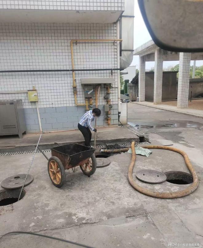 南昌疏通厨房卫生间下水道电话打捞清掏化粪池(图1)
