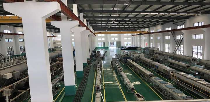 中塑ZHSU荣膺行业十大品牌：铸就大国工程“血脉”的创新力量(图2)