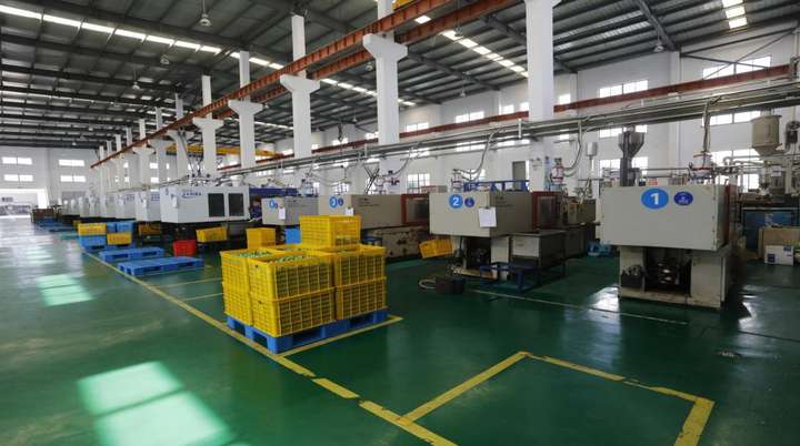 中塑ZHSU荣膺行业十大品牌：铸就大国工程“血脉”的创新力量(图3)